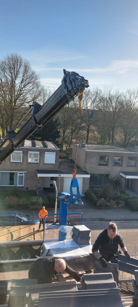 Dakdekkers aan het werk